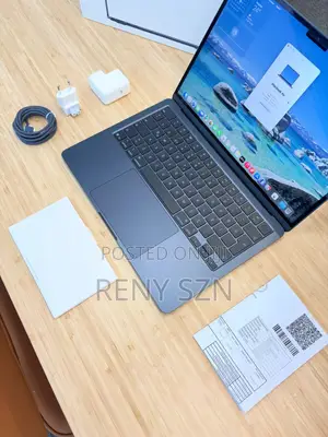 Laptop Apple MacBook Air 2025 M4 16GB Apple M4 SSD 256GB