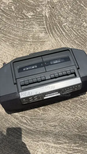 Vintage Sony Radio Portable Sound System Cd,FM, With Inbuilt Speakers