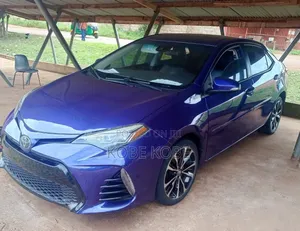 Toyota Corolla SE Special Edition 4dr Sedan (1.8L 4cyl CVT) 2017 Blue