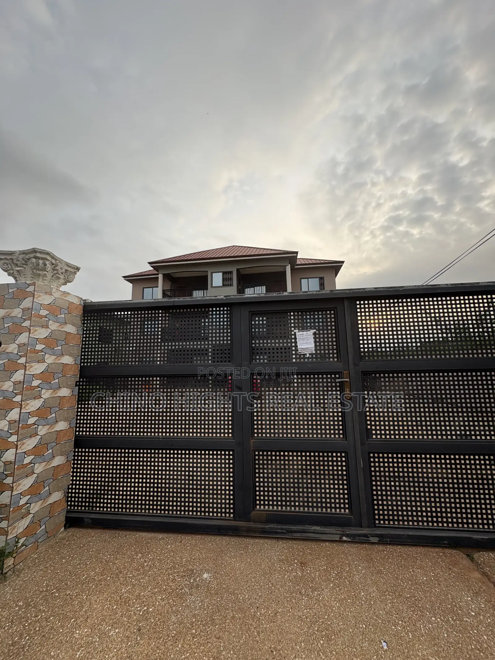 2bdrm Apartment in Tema Metropolitan for rent