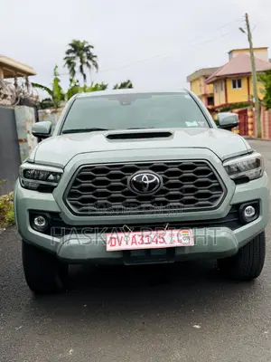 Toyota Tacoma 2023 Green