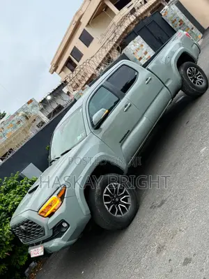 Toyota Tacoma 2023 Green