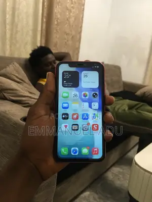 Apple iPhone 11 64 GB White