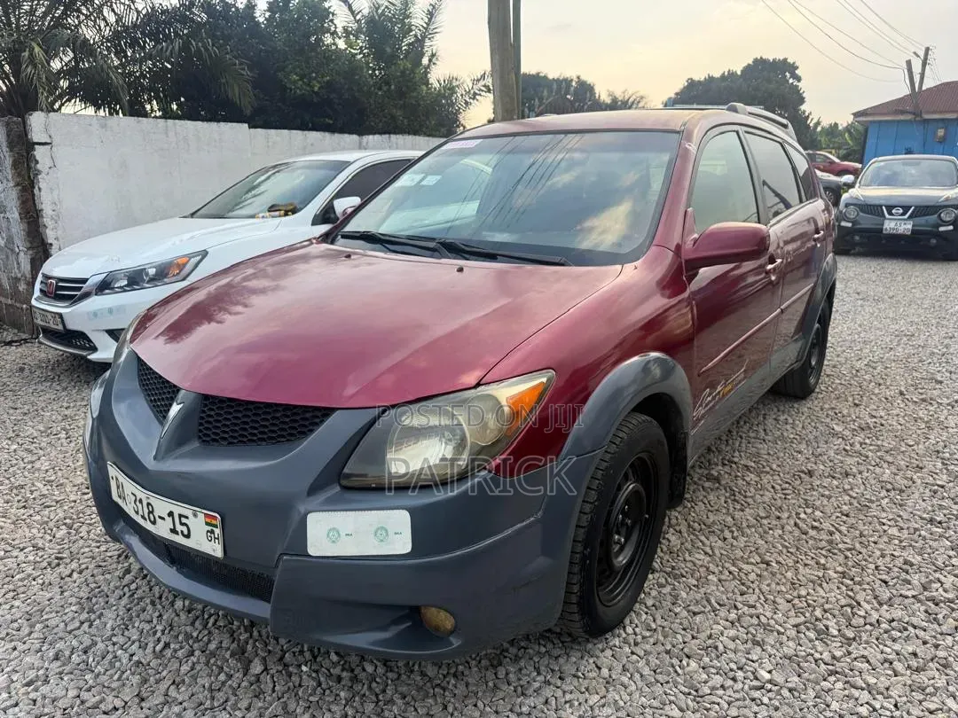 Pontiac Vibe 2006 Red
