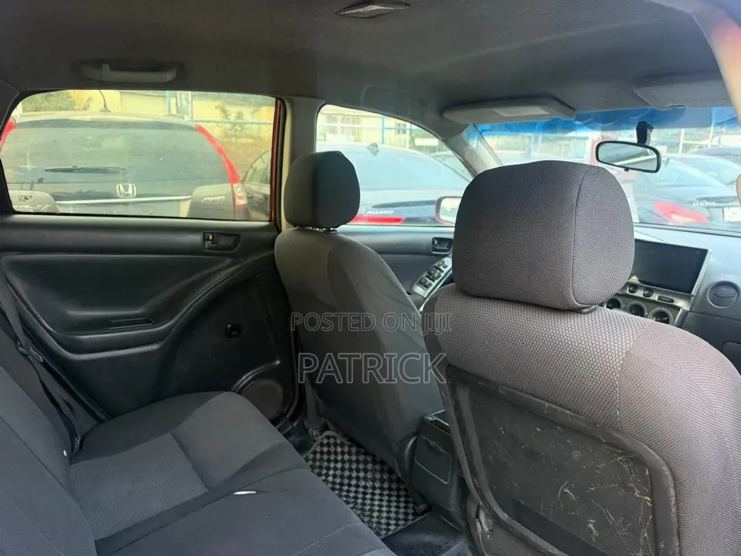 Pontiac Vibe 2006 Red