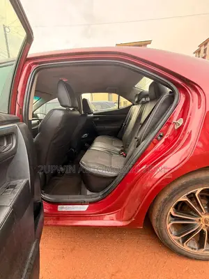 Toyota Corolla 2014 Red