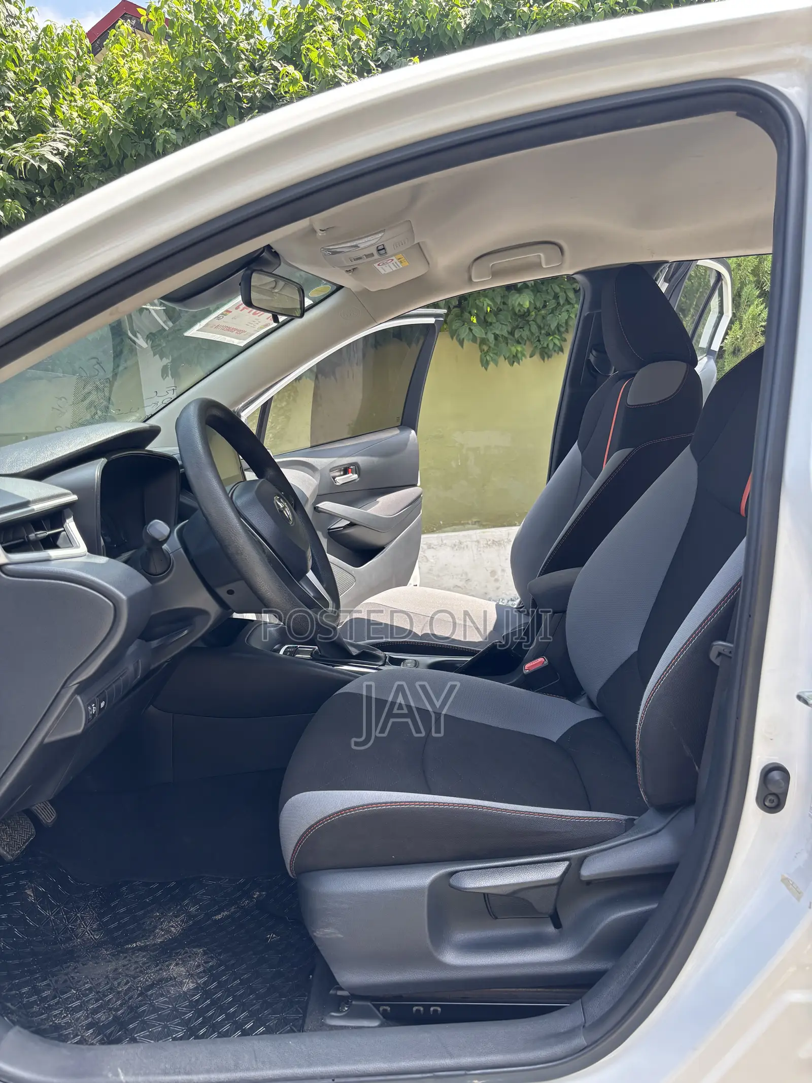 Toyota Corolla 2023 White