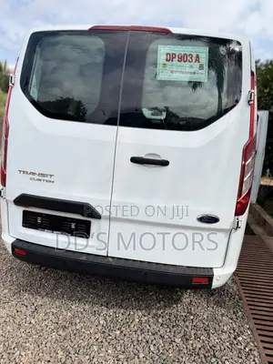 Ford Transit 2019 White