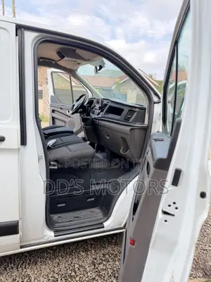 Ford Transit 2019 White