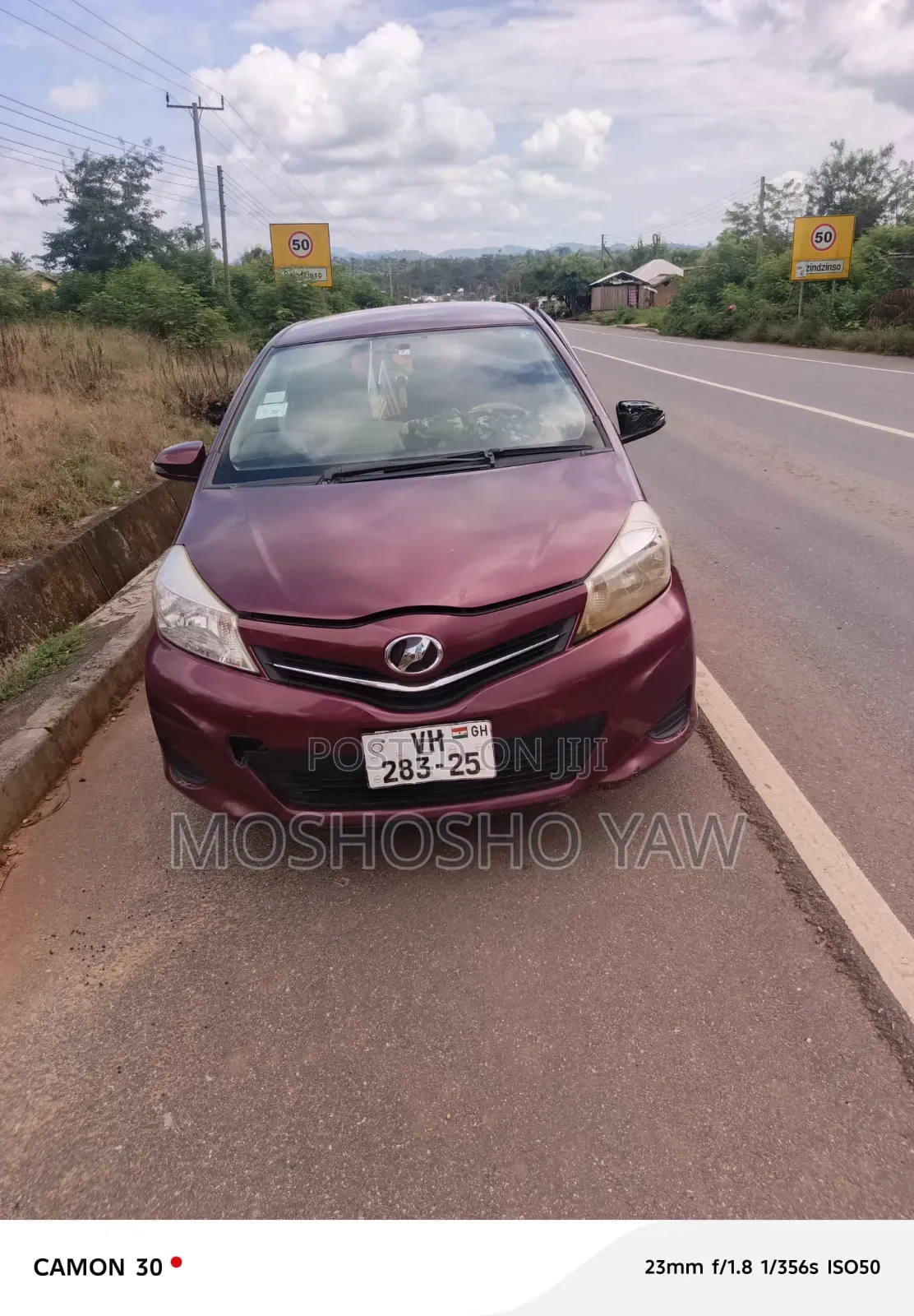 Toyota Vitz 2012 Red