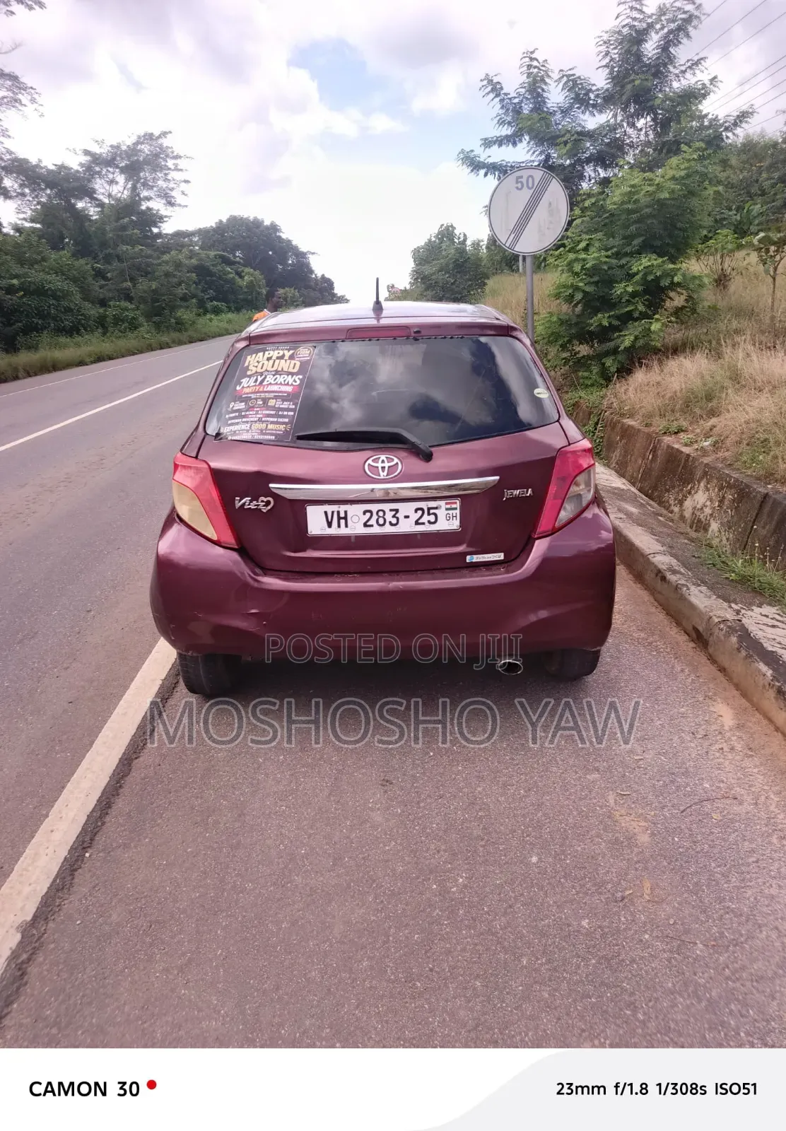 Toyota Vitz 2012 Red