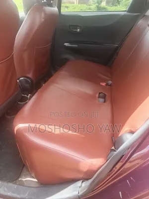 Toyota Vitz 2012 Red