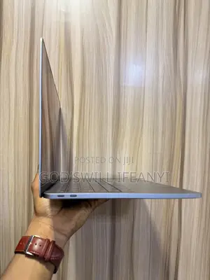 Laptop Apple MacBook Pro 2017 8GB Intel Core i5 SSD 256GB
