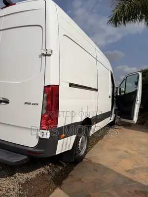 Mercedes-Benz Sprinter 2019 White