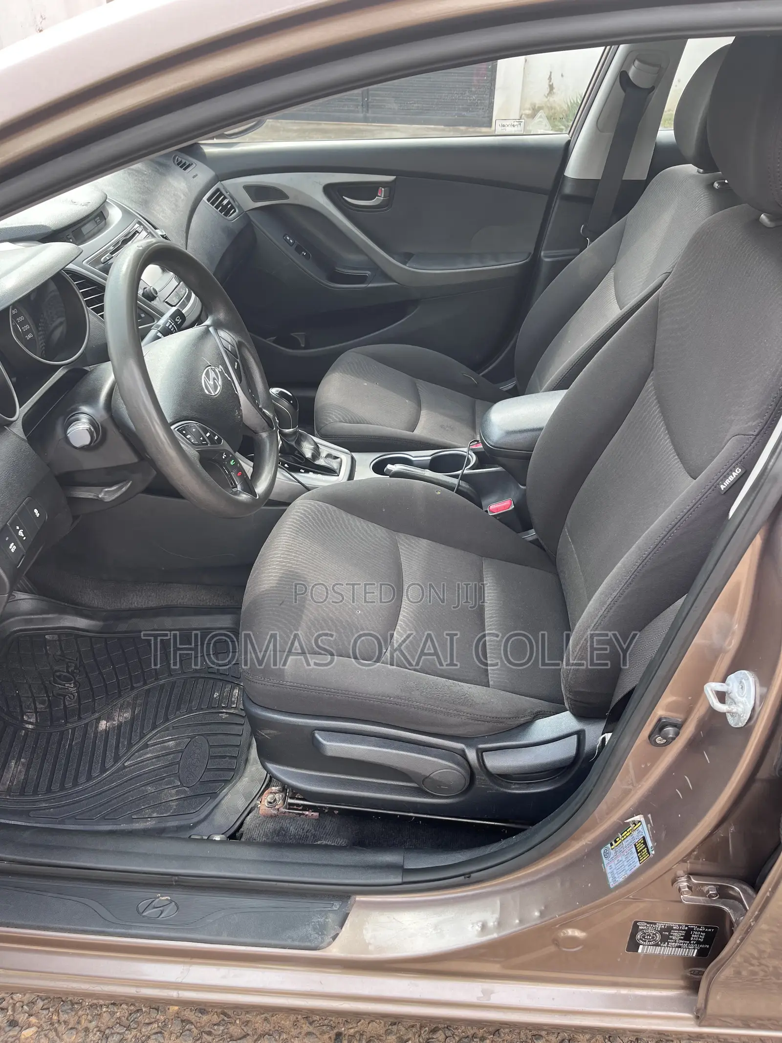 Hyundai Elantra SE Sedan FWD (1.8L 4cyl 6A) 2016 Brown