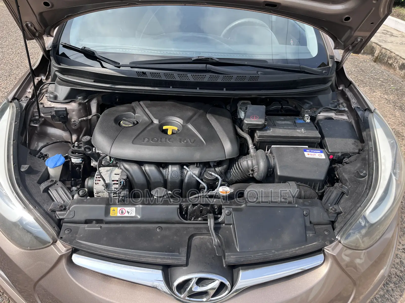 Hyundai Elantra SE Sedan FWD (1.8L 4cyl 6A) 2016 Brown