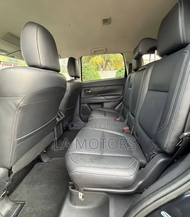 Mitsubishi Outlander 2019 Black