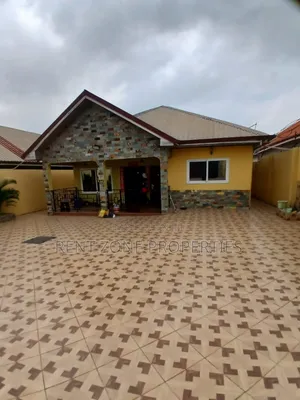 4bdrm House in Pokuase for rent