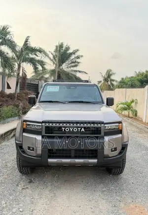 Toyota Land Cruiser 2025 Gold