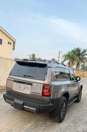 Toyota Land Cruiser 2025 Gold