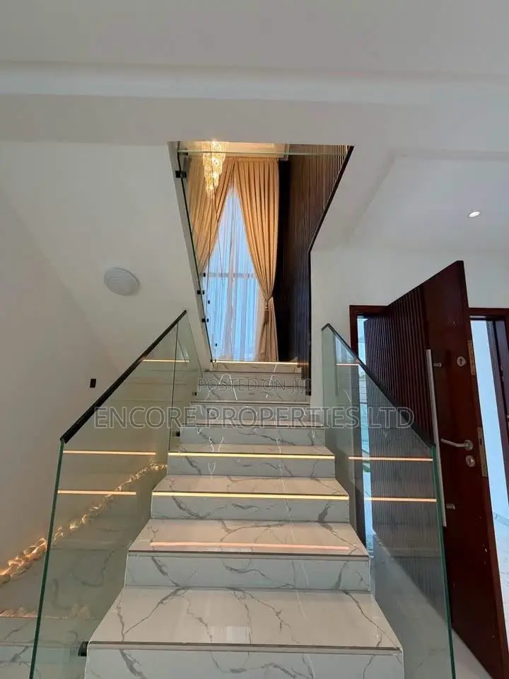 Furnished 4bdrm House in East Legon for sale