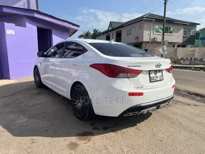 Hyundai Elantra 2013 White