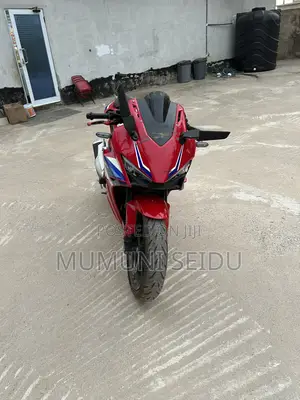 Honda CBR 2025 Red