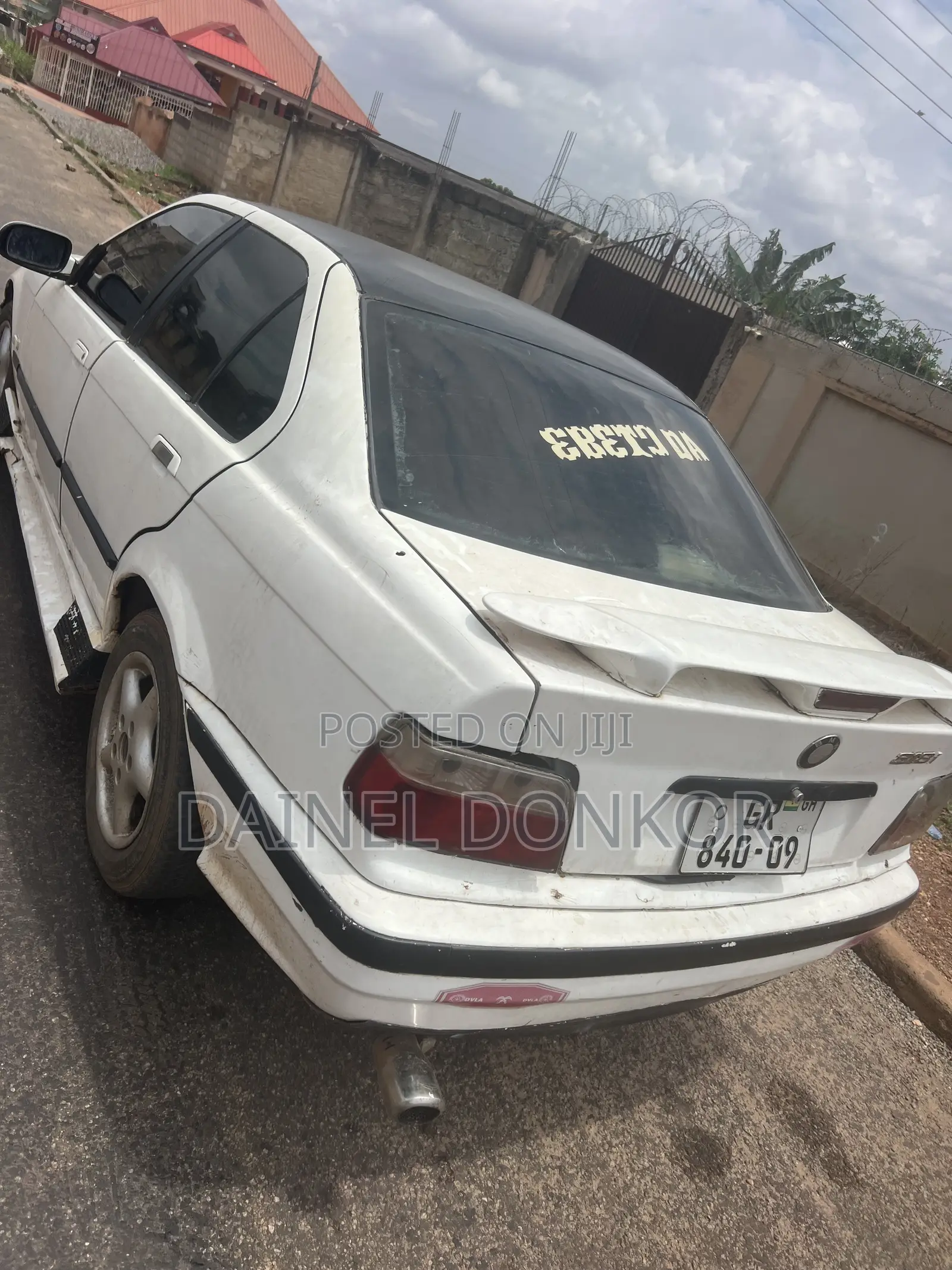 BMW 318i 1995 White