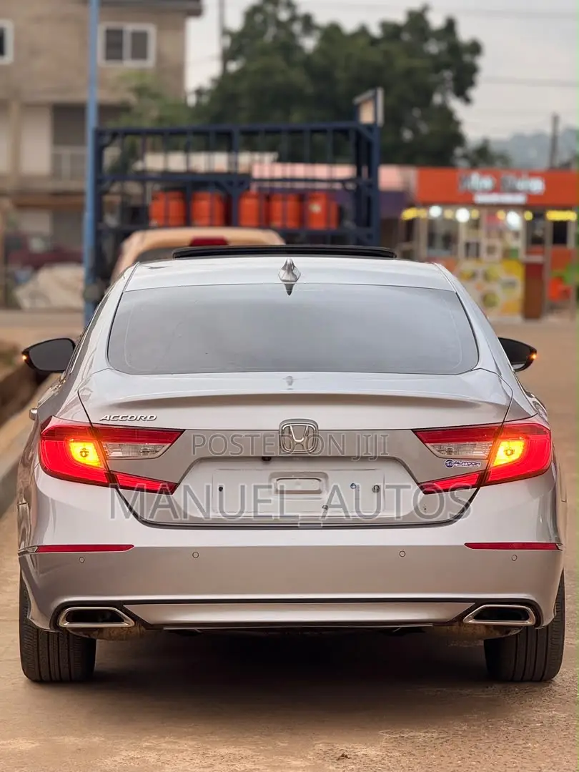 Honda Accord EX-L (1.5L 4cyl Turbo CVT) 2019 Silver