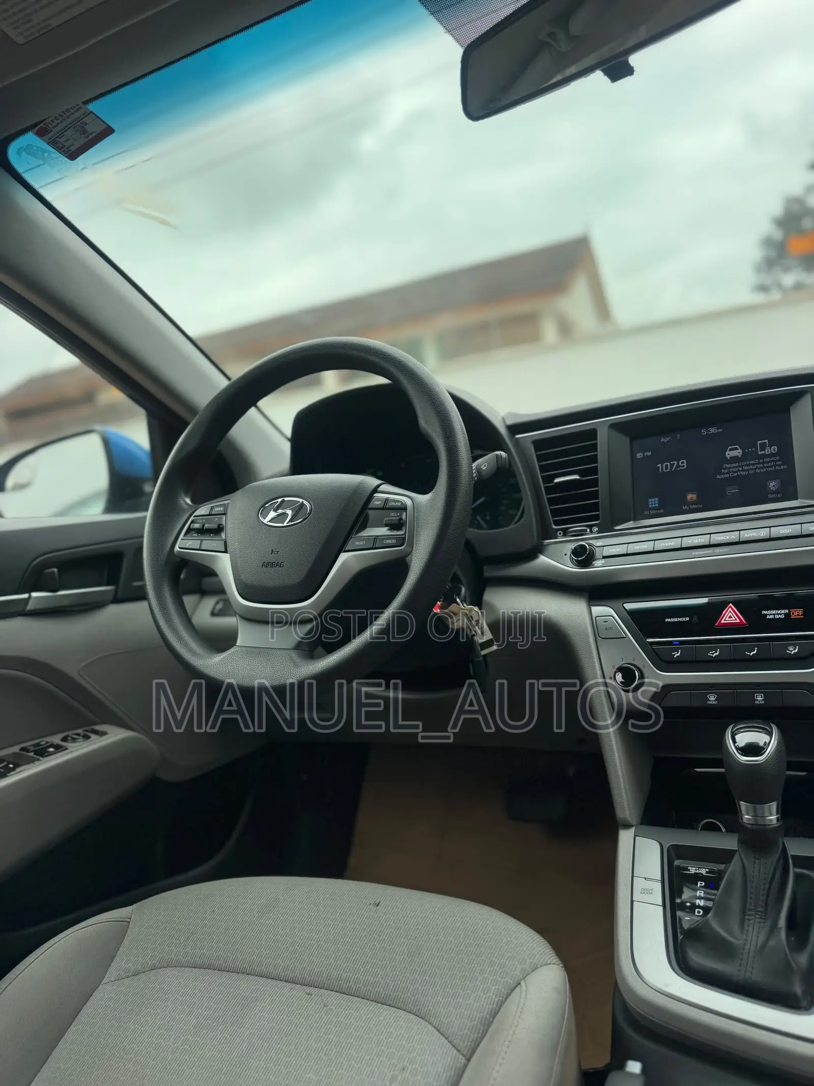 Hyundai Elantra Limited Sedan FWD (2.0L 4cyl 6A) 2017 Blue