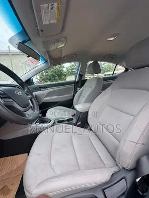 Hyundai Elantra Limited Sedan FWD (2.0L 4cyl 6A) 2017 Blue