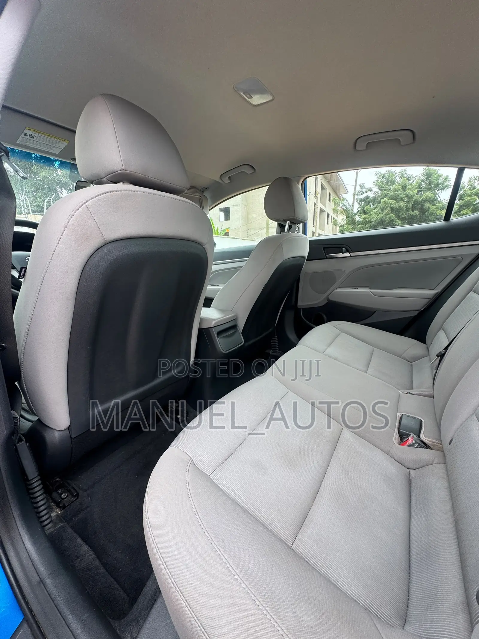 Hyundai Elantra Limited Sedan FWD (2.0L 4cyl 6A) 2017 Blue