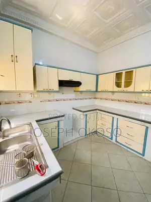 5bdrm Mansion in Little Rock Consult, Achimota for rent