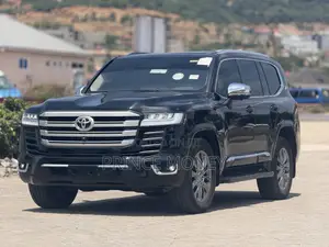 Toyota Land Cruiser 2022 Black