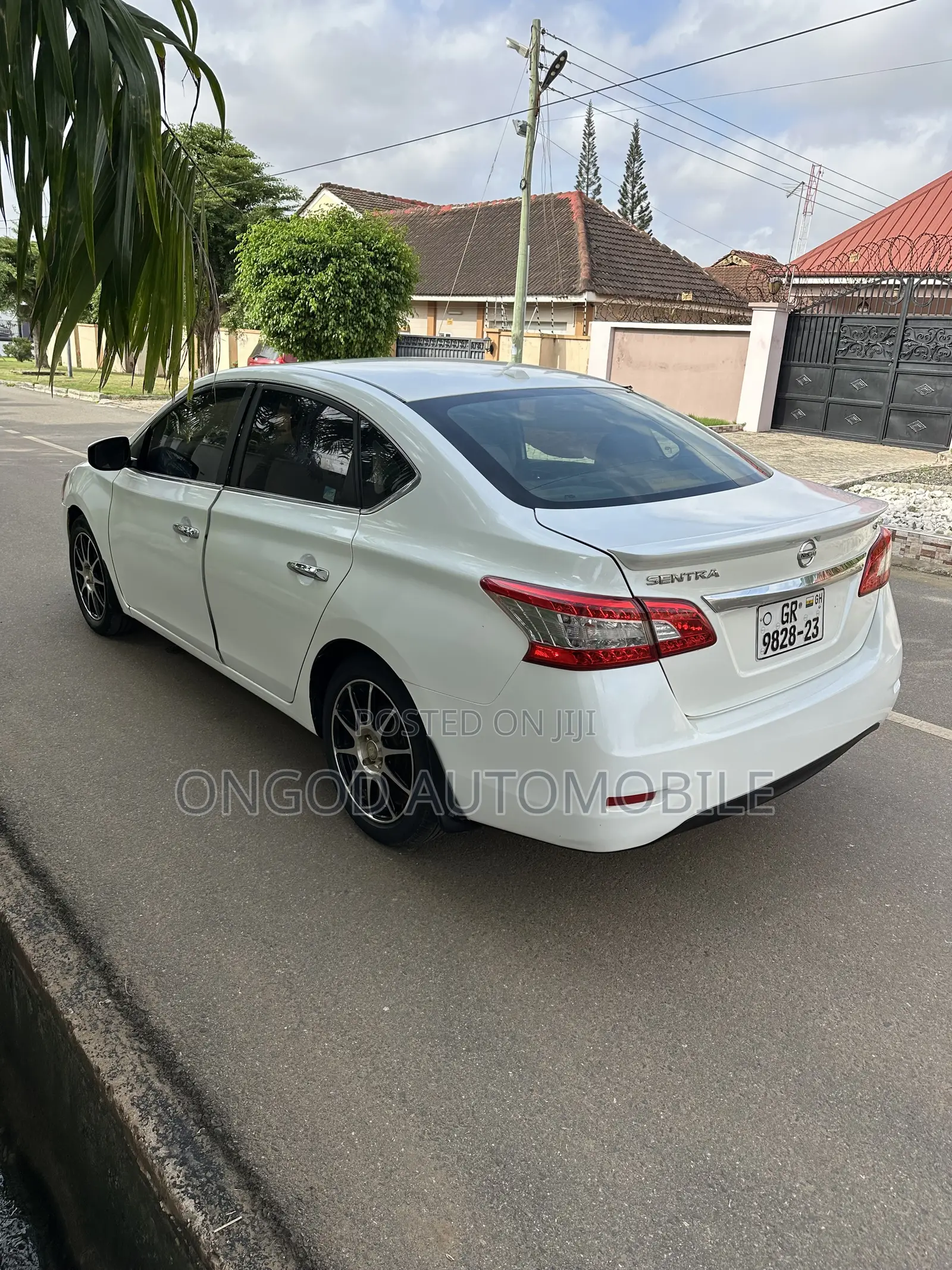 Nissan Sentra SV 2016 White