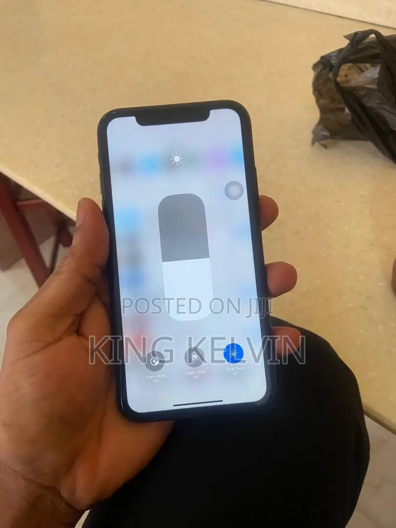 Apple iPhone XR 64 GB Black