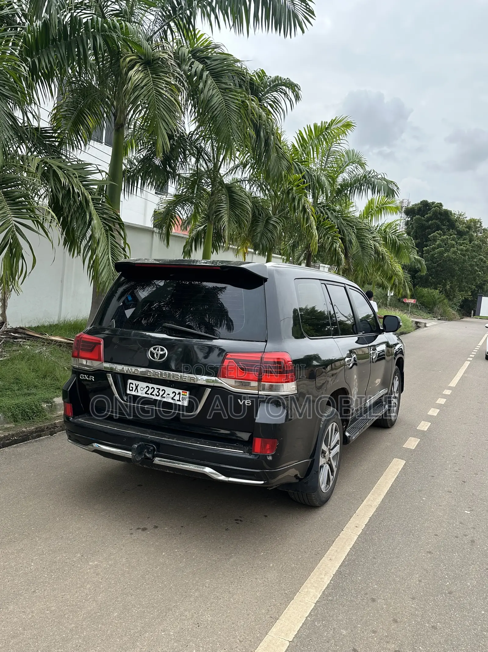 Toyota Land Cruiser 2010 Black