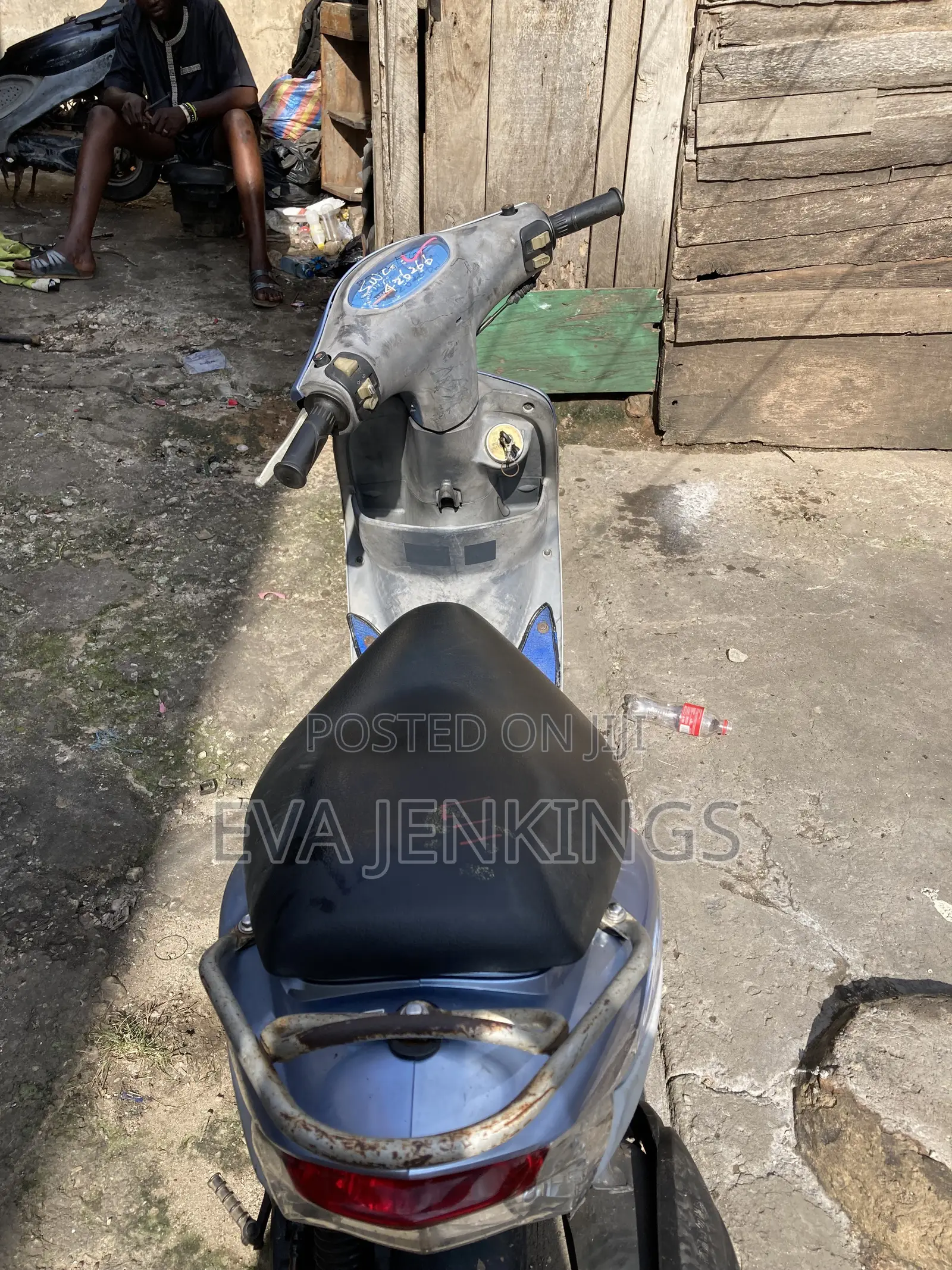 Yamaha 2009 Blue