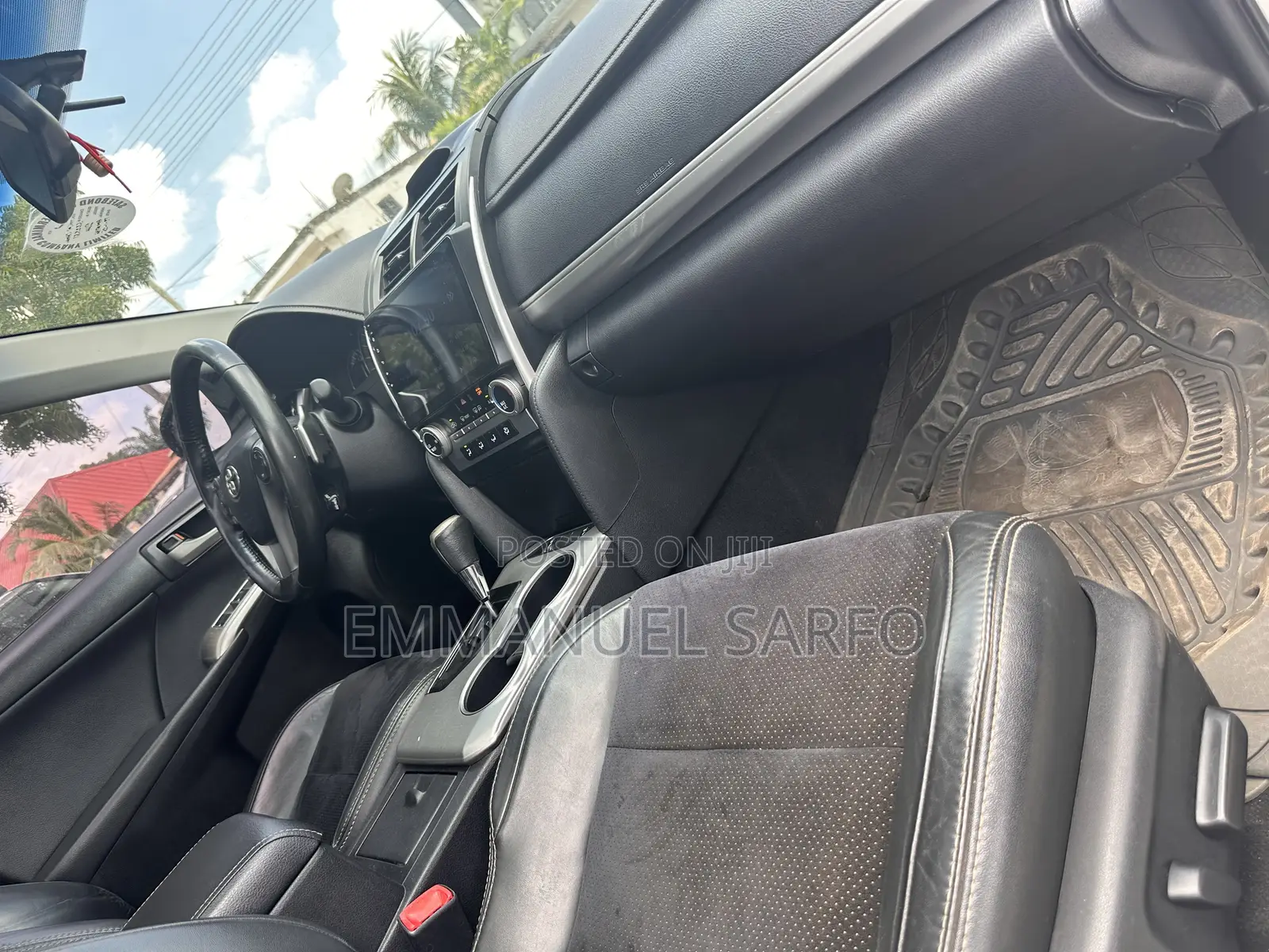 Toyota Camry SE 4dr Sedan (2.5L 4cyl 6A) 2014 White