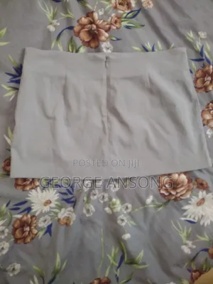Ladies Skirt