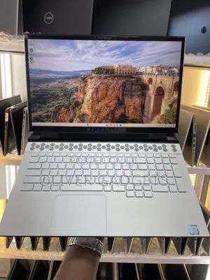 Laptop Dell Allienware M18 R1 16GB Intel Core i7 SSD 512GB