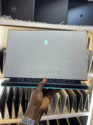 Laptop Dell Allienware M18 R1 16GB Intel Core i7 SSD 512GB