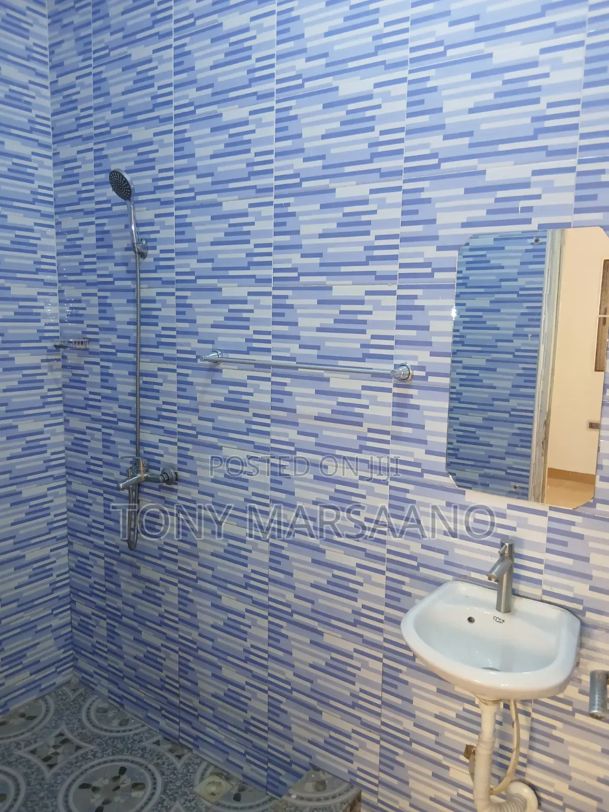 2bdrm Apartment in Haatso, Papao for rent