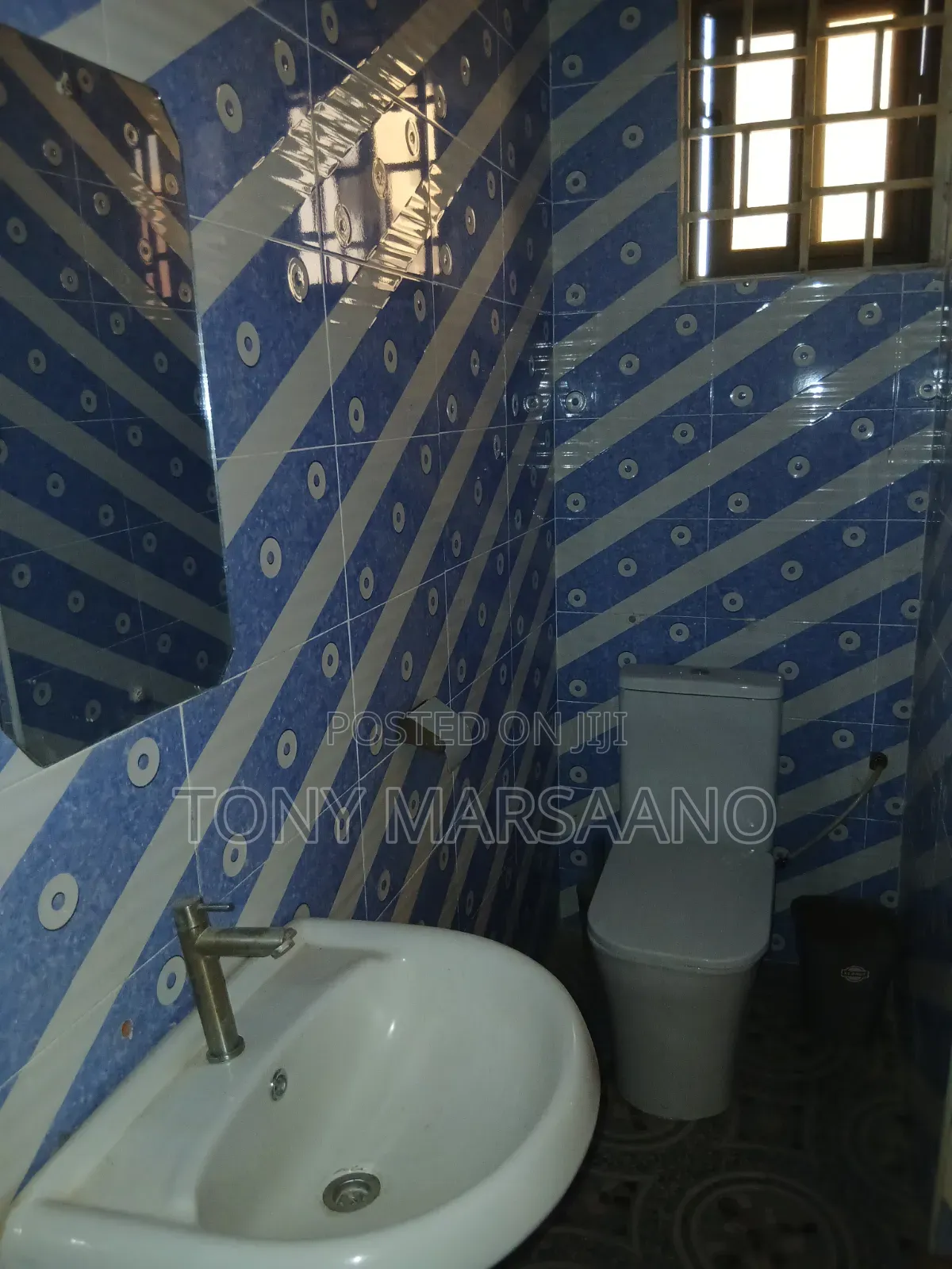 2bdrm Apartment in Haatso, Papao for rent