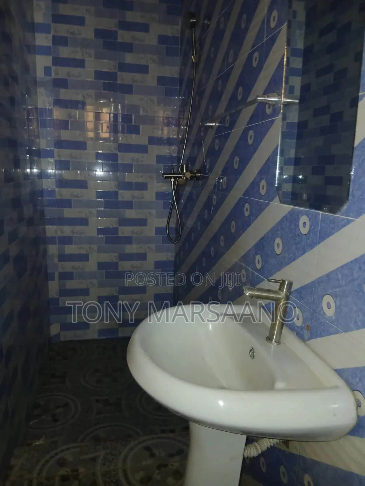 2bdrm Apartment in Haatso, Papao for rent