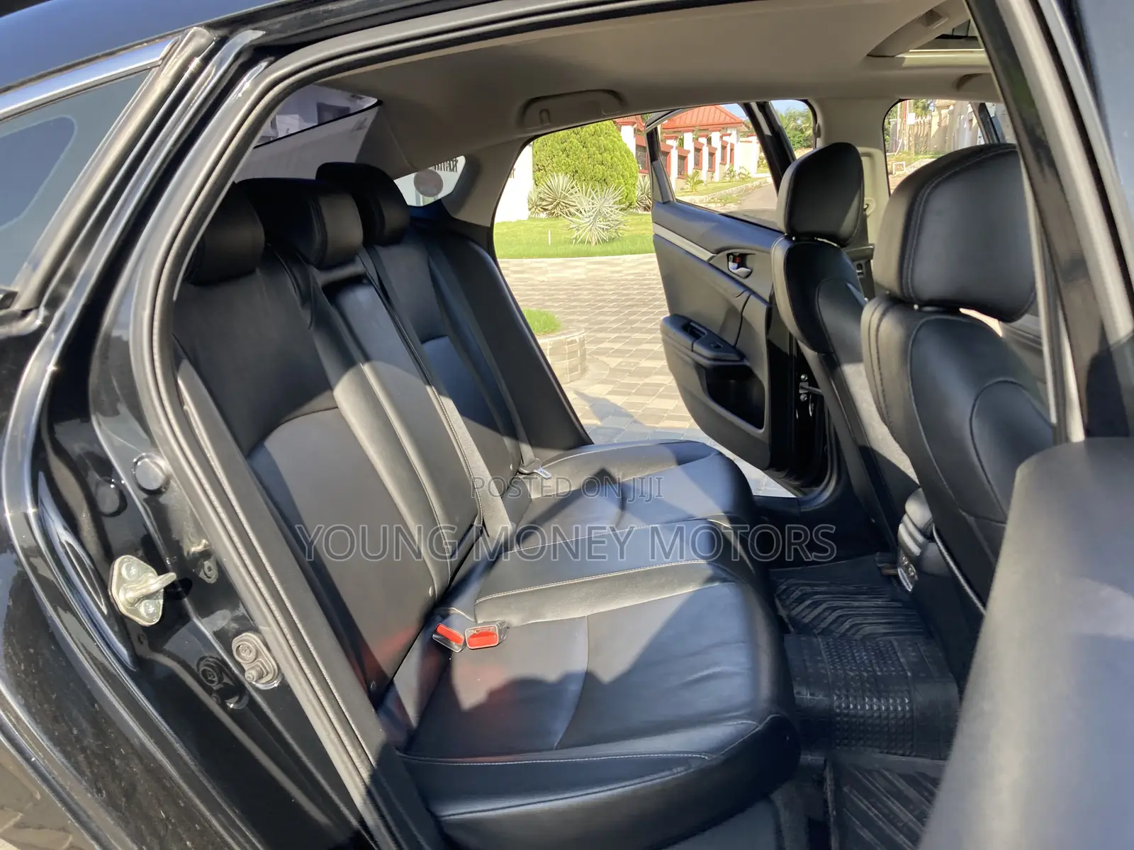 Honda Civic Touring 4dr Sedan (1.5L 4cyl) 2017 Black
