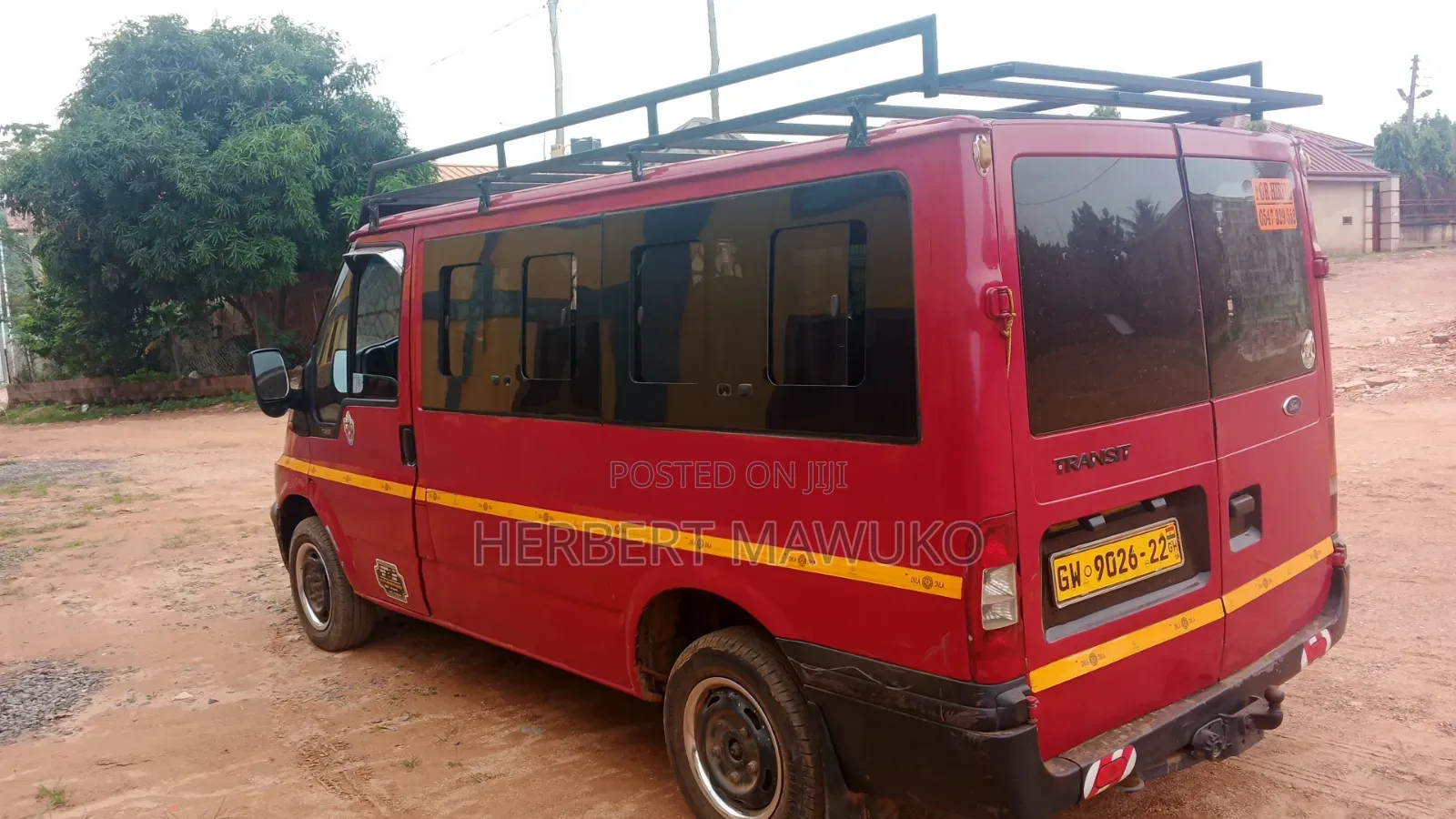 Ford Transit 2010 Red