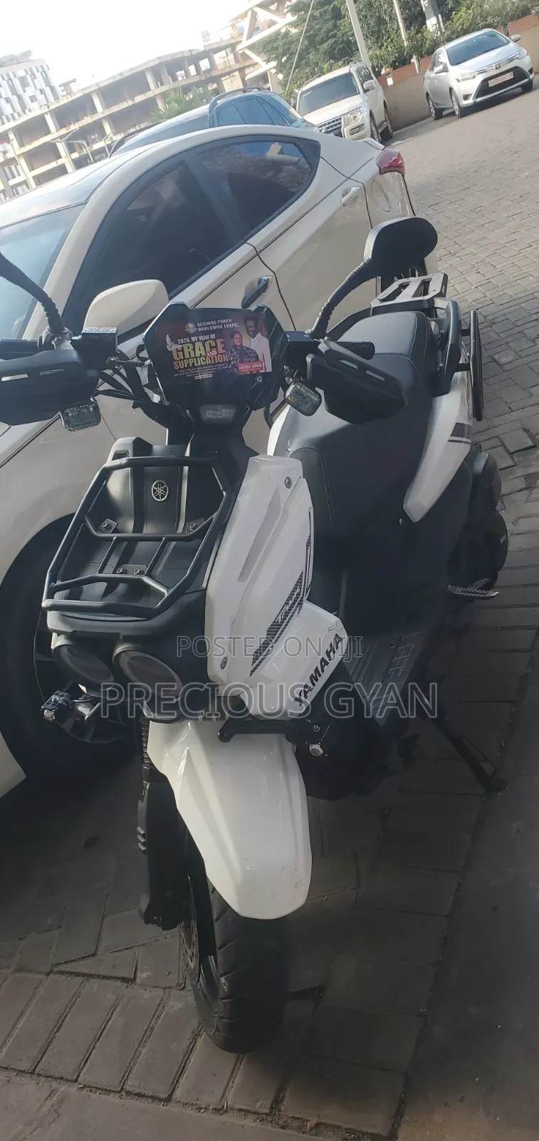 Yamaha Majesty 2024 White