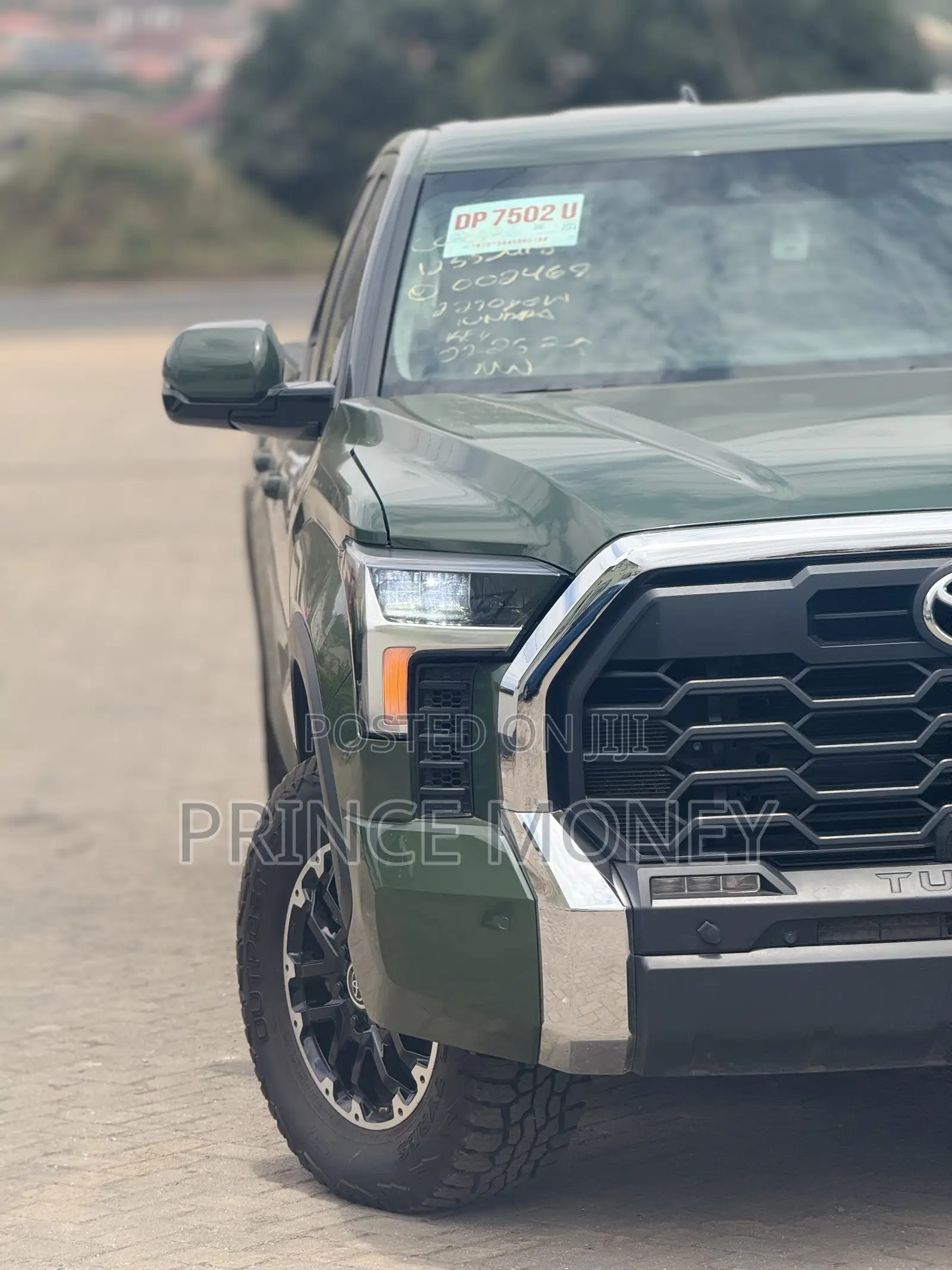 Toyota Tundra 2022 Green