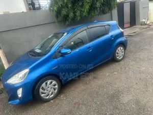Toyota Aqua 2015 Blue